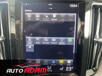 Volvo XC60 B4 D Momentum AWD A/T 145kW