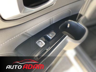 Kia Sorento 1.6 T-GDi Hybrid 133kW AT/6 4WD Platinum Záruka do 16.3.2030/150 000km
