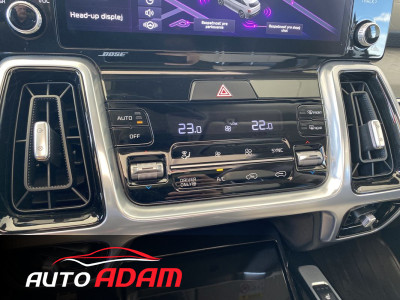 Kia Sorento 1.6 T-GDi Hybrid 133kW AT/6 4WD Platinum Záruka do 16.3.2030/150 000km