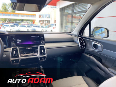 Kia Sorento 1.6 T-GDi Hybrid 133kW AT/6 4WD Platinum Záruka do 16.3.2030/150 000km