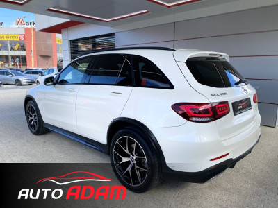 Mercedes-Benz GLC 200 145kW AT/9 4MATIC AMG Line (MHEV) Bezplatný servis do 12.5.2028/160 000km