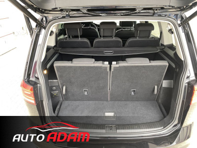 Volkswagen Touran 2.0 TDI DSG Highline 110kW, 7 miest, Webasto