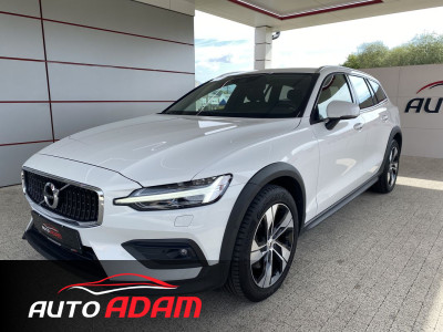 Volvo V60 Cross Country B4 D AWD PRO 145 kW