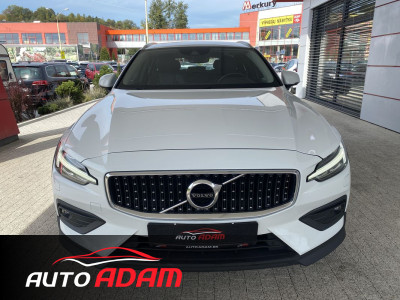 Volvo V60 Cross Country B4 D AWD PRO 145 kW