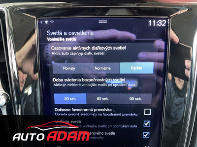 Volvo V60 Cross Country B4 D AWD PRO 145 kW