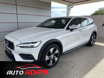 Volvo V60 Cross Country B4 D AWD PRO 145 kW