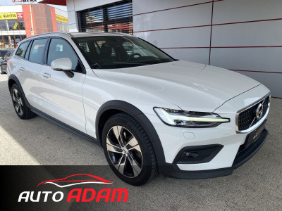 Volvo V60 Cross Country B4 D AWD PRO 145 kW